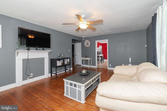 19 S 1ST RD, Hammonton, NJ 08037