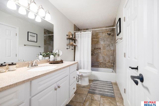 4508 N 116 Avenue, Omaha, NE 68164