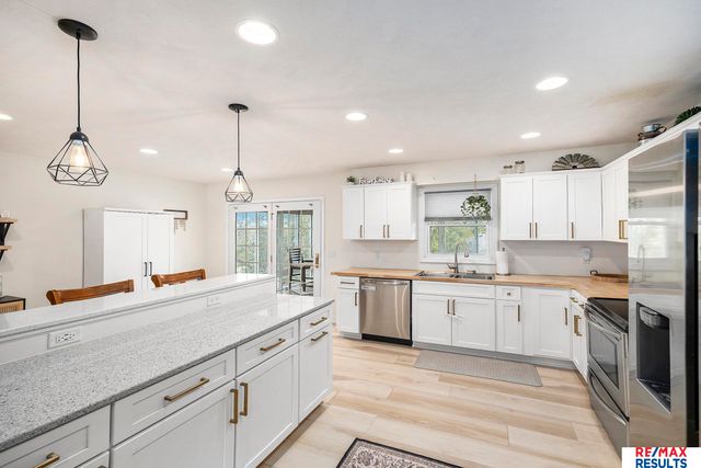 4508 N 116 Avenue, Omaha, NE 68164