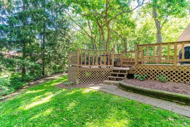 816 Black Partridge Road, Mchenry, IL 60051