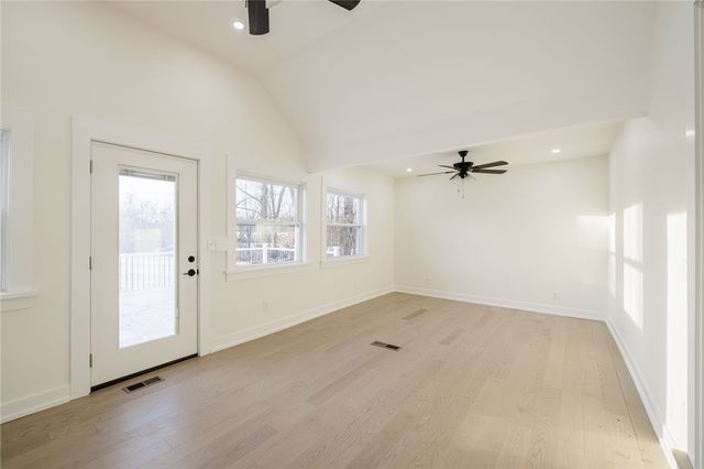 6689 State Route 90 North, Aurelius, NY 13034