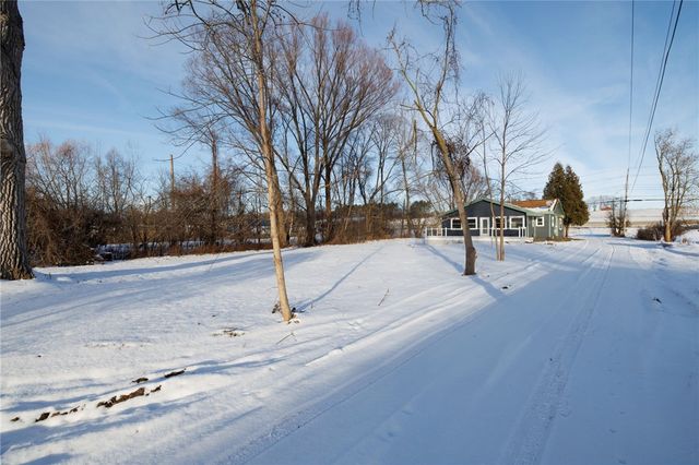 6689 State Route 90 North, Aurelius, NY 13034