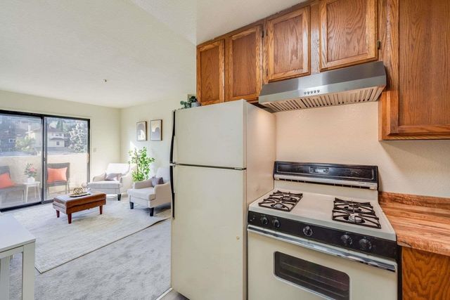 3648 Grand Ave 5, Oakland, CA 94610