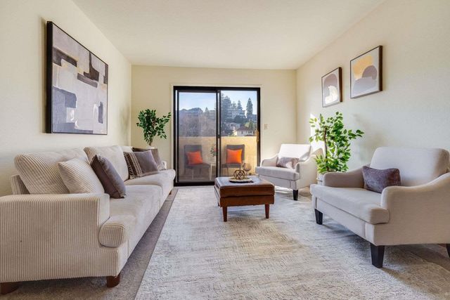 3648 Grand Ave 5, Oakland, CA 94610