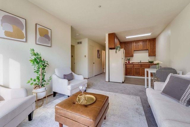 3648 Grand Ave 5, Oakland, CA 94610