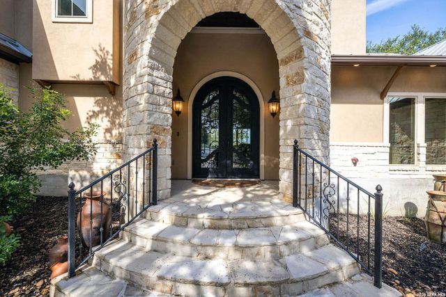 1185 GRUENE RD, New Braunfels, TX 78130