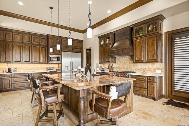 1185 GRUENE RD, New Braunfels, TX 78130