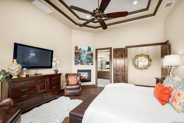 1185 GRUENE RD, New Braunfels, TX 78130