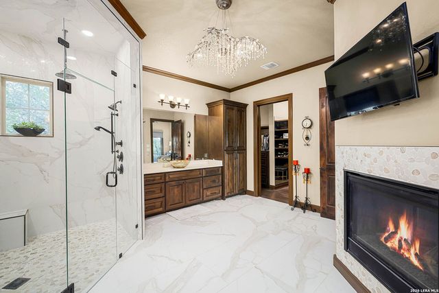 1185 GRUENE RD, New Braunfels, TX 78130