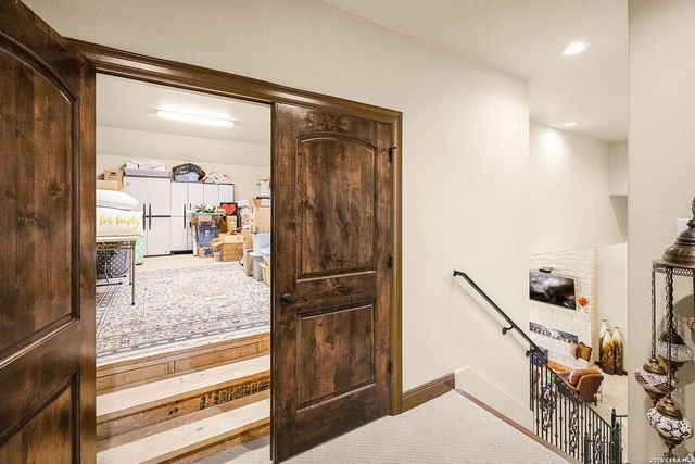 1185 GRUENE RD, New Braunfels, TX 78130