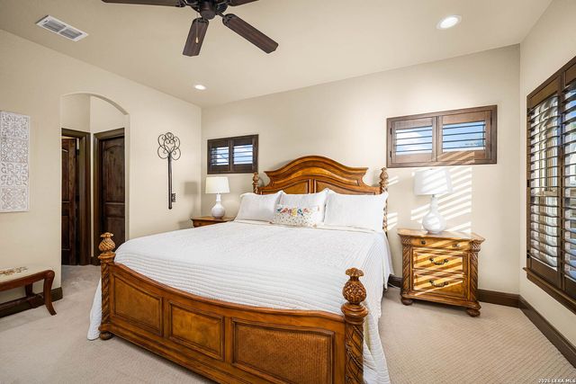 1185 GRUENE RD, New Braunfels, TX 78130