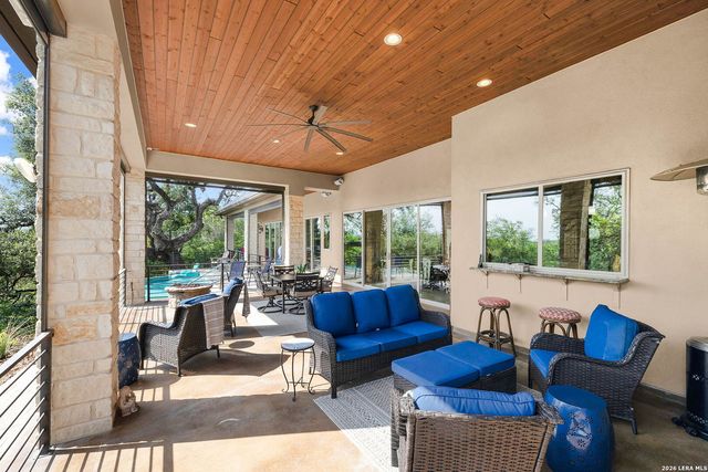 1185 GRUENE RD, New Braunfels, TX 78130