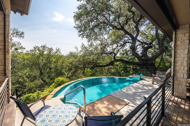 1185 GRUENE RD, New Braunfels, TX 78130