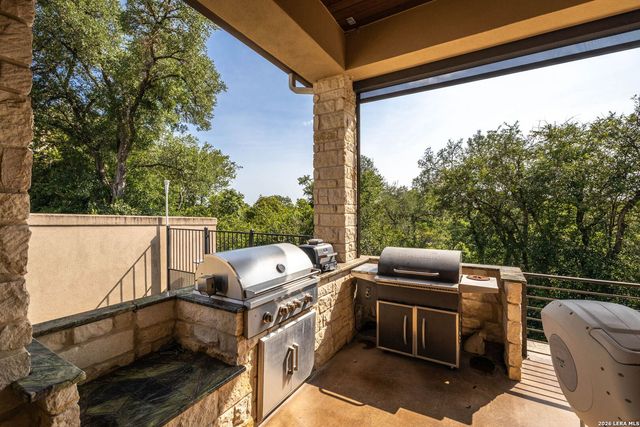 1185 GRUENE RD, New Braunfels, TX 78130