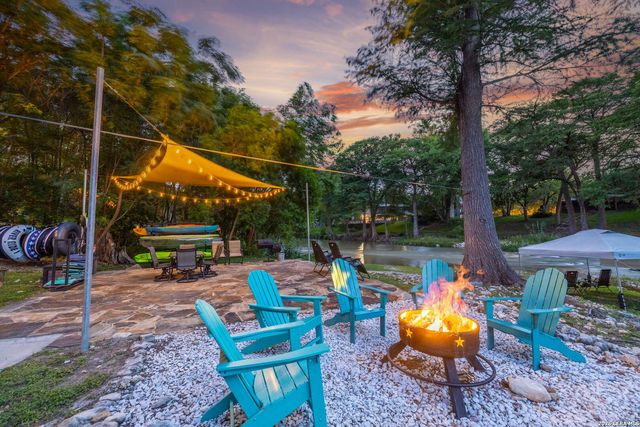 1185 GRUENE RD, New Braunfels, TX 78130