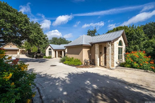 1185 GRUENE RD, New Braunfels, TX 78130