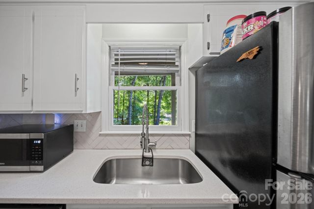 3600 Wonderland Drive, Matthews, NC 28104