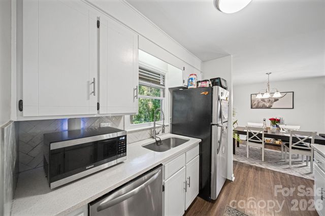 3600 Wonderland Drive, Matthews, NC 28104