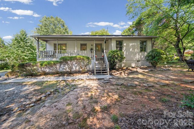 3600 Wonderland Drive, Matthews, NC 28104
