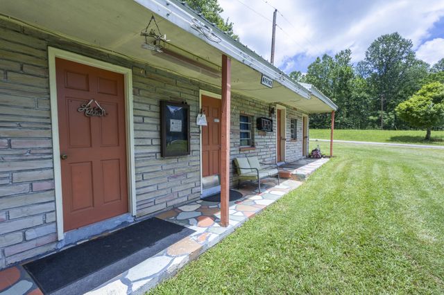 19853 U.S. 64, Murphy, NC 28906