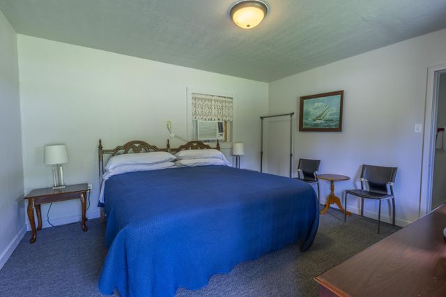 19853 U.S. 64, Murphy, NC 28906