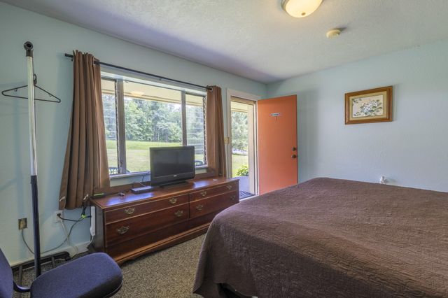 19853 U.S. 64, Murphy, NC 28906