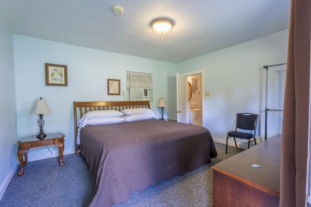 19853 U.S. 64, Murphy, NC 28906