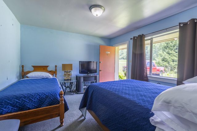 19853 U.S. 64, Murphy, NC 28906