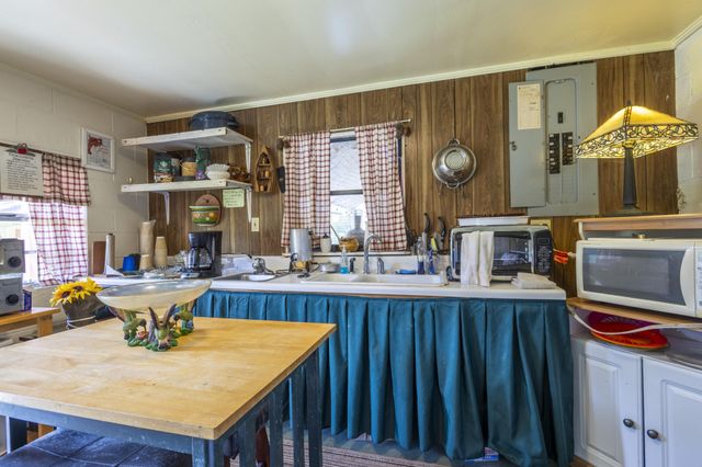 19853 U.S. 64, Murphy, NC 28906