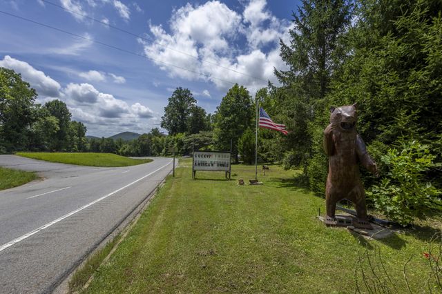 19853 U.S. 64, Murphy, NC 28906