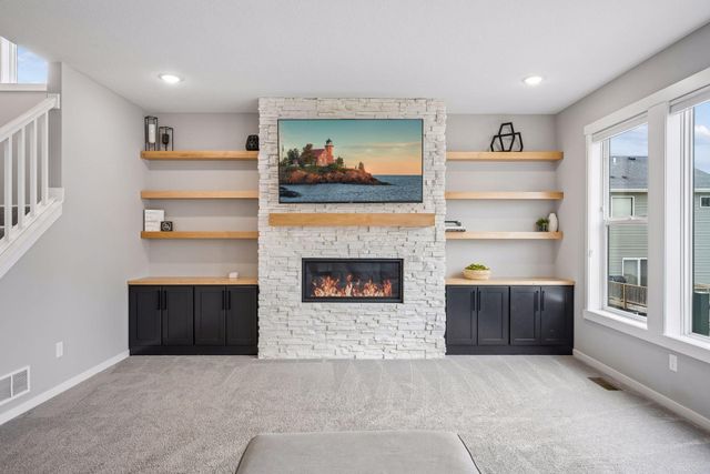 12760 Guadalcanal Street NE, Blaine, MN 55449