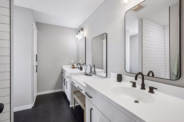 12760 Guadalcanal Street NE, Blaine, MN 55449