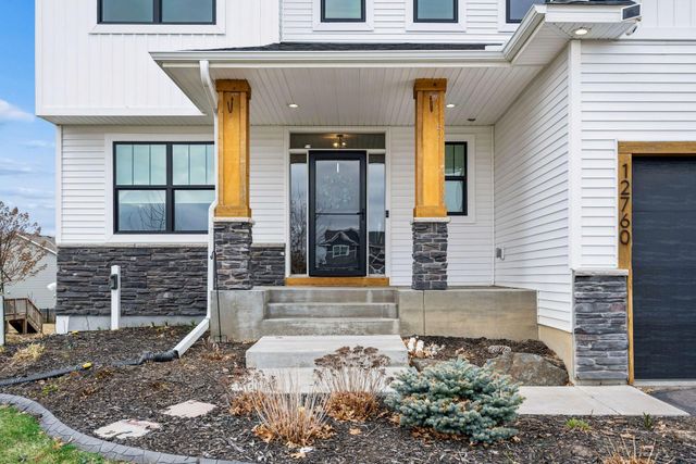 12760 Guadalcanal Street NE, Blaine, MN 55449