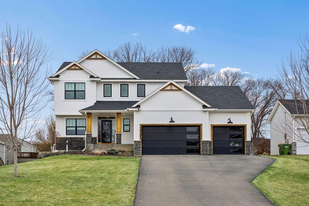 12760 Guadalcanal Street NE, Blaine, MN 55449