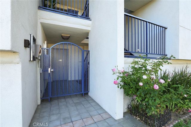 285 S Sierra Madre Boulevard D, Pasadena, CA 91107
