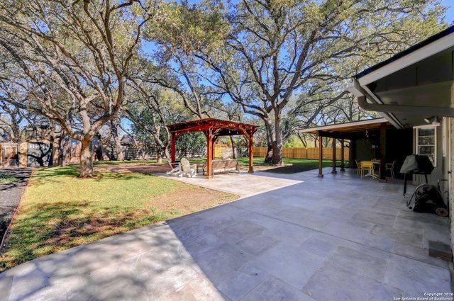 133 Garrapata Ln, San Antonio, TX 78232