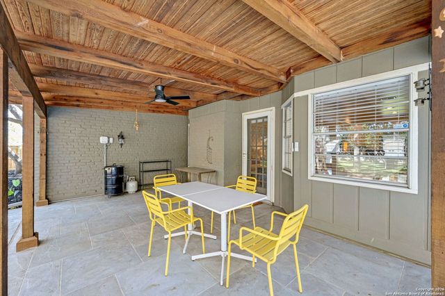 133 Garrapata Ln, San Antonio, TX 78232