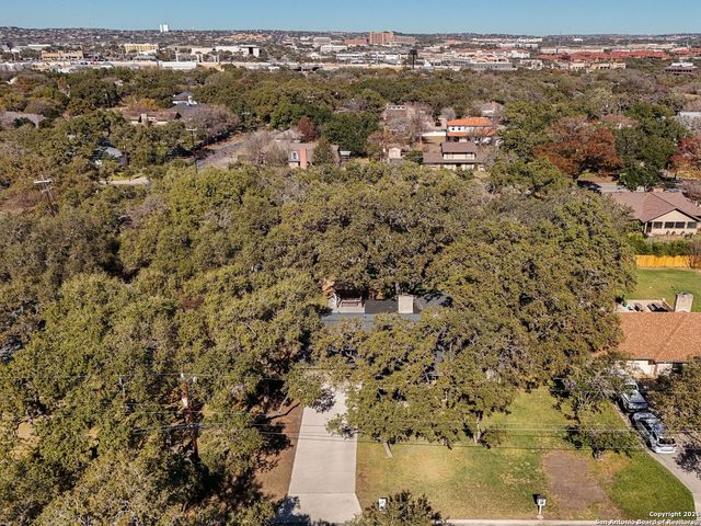 133 Garrapata Ln, San Antonio, TX 78232