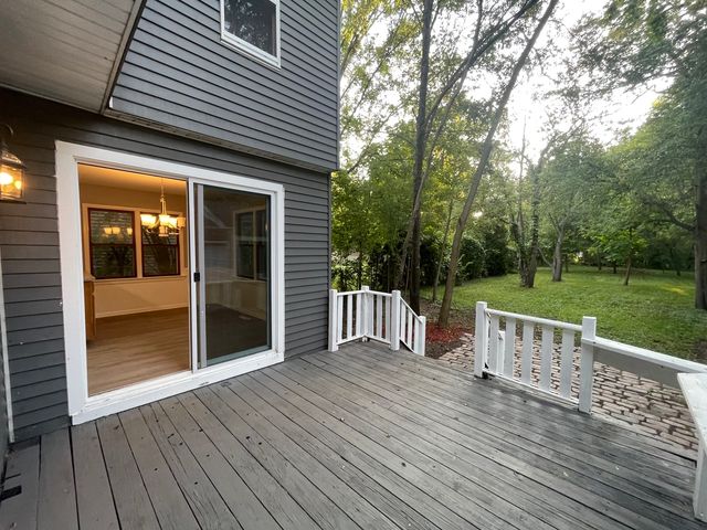 3s284 Patterman Road, Warrenville, IL 60555