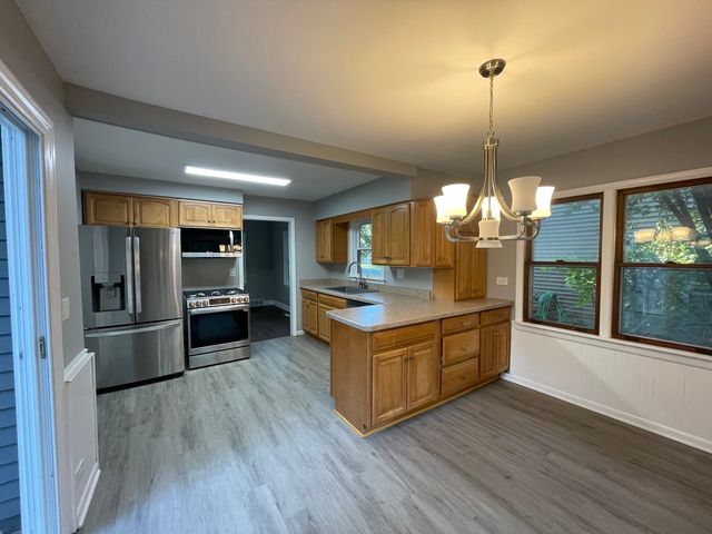 3s284 Patterman Road, Warrenville, IL 60555