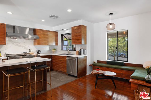 12816 Waddell Street, Valley Village, CA 91607