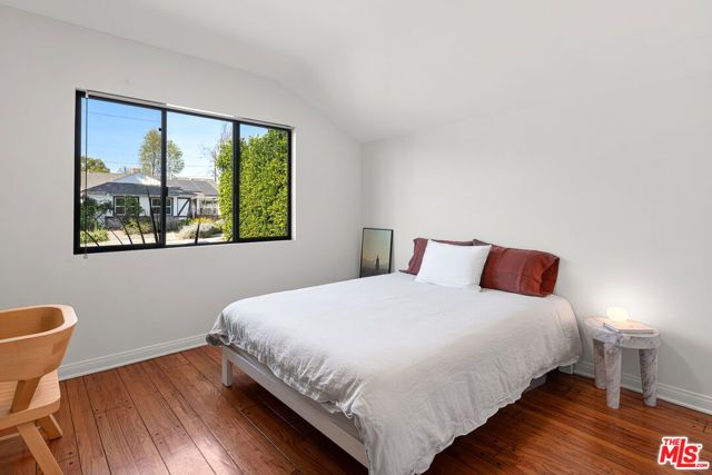 12816 Waddell Street, Valley Village, CA 91607