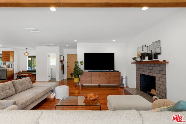 12816 Waddell Street, Valley Village, CA 91607