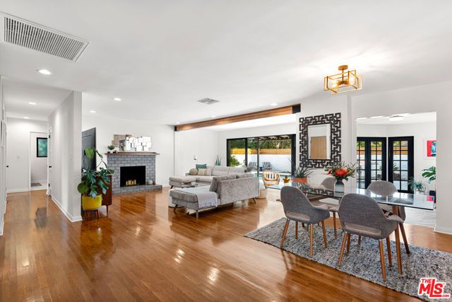 12816 Waddell Street, Valley Village, CA 91607