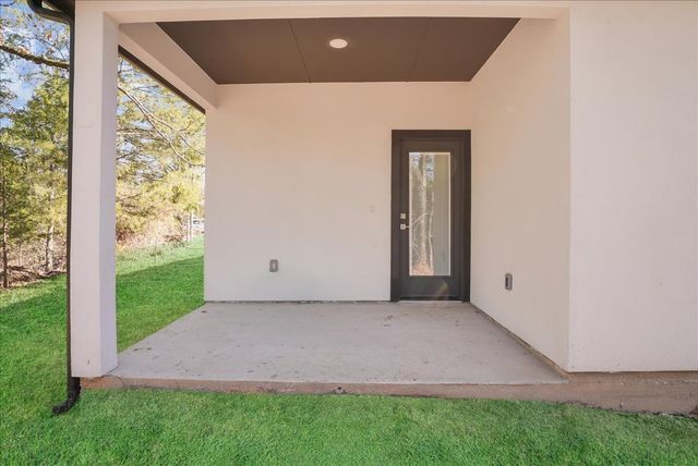 120 Running Deer Road, Mabank, TX 75156