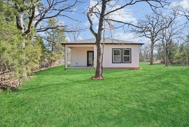 120 Running Deer Road, Mabank, TX 75156