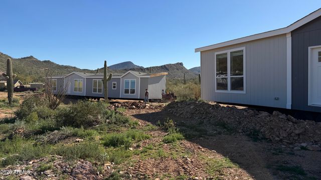 113 W BINGHAM Drive, New River, AZ 85087