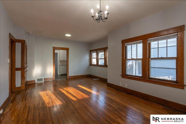 1315 S 33rd Street, Lincoln, NE 68510