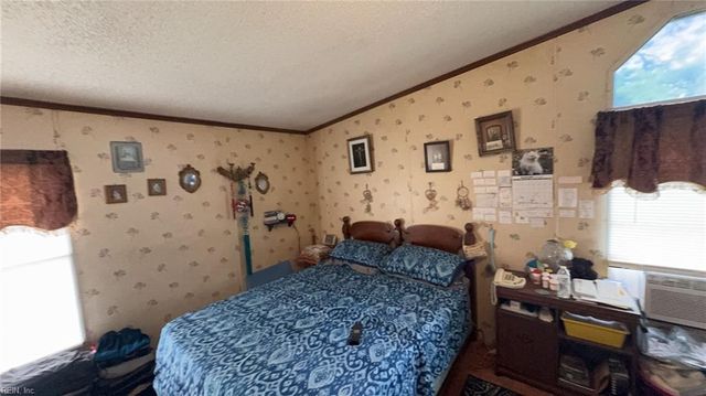 1978 Jenkins Neck RD, Hayes, VA 23072