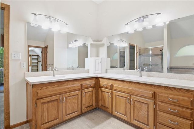 22808 E 28th Street Court, Blue Springs, MO 64015